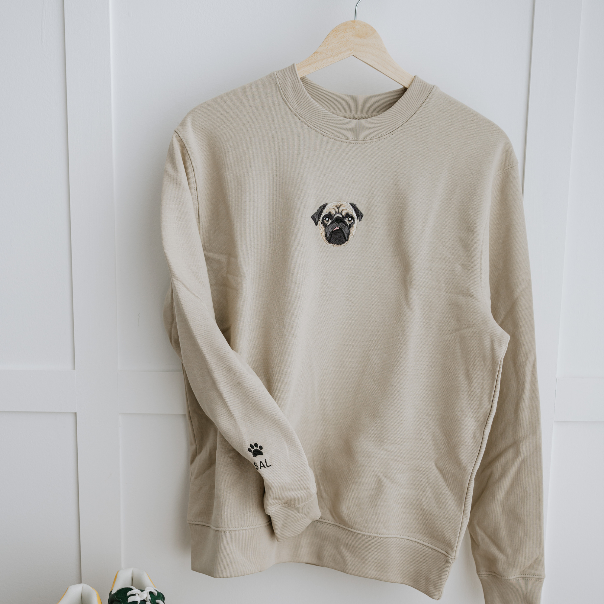 Custom Embroidered Pet Portrait Sweatshirt/Hoodie